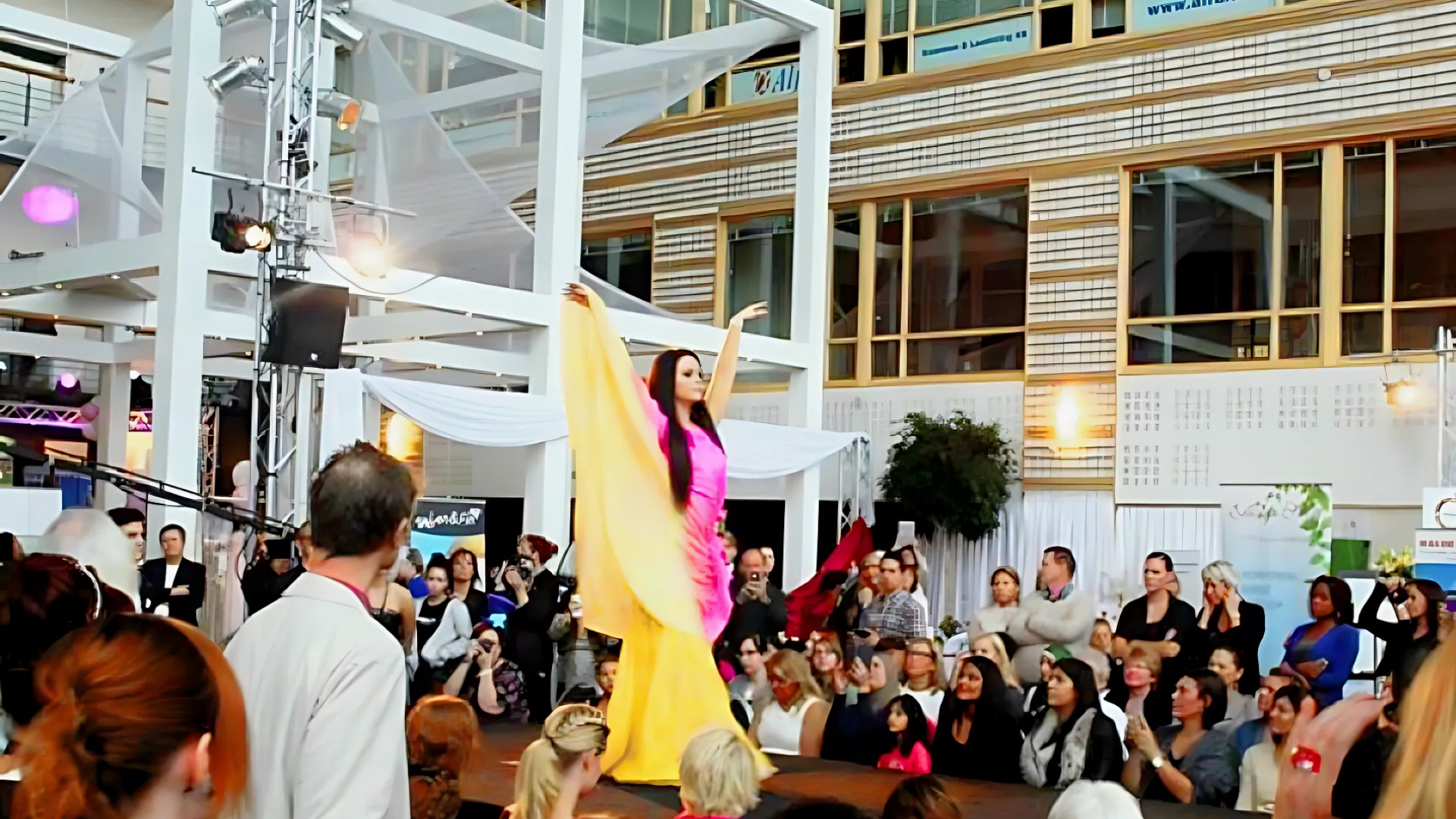 magdansos-massa-modevisning-selina-orientalisk-dans